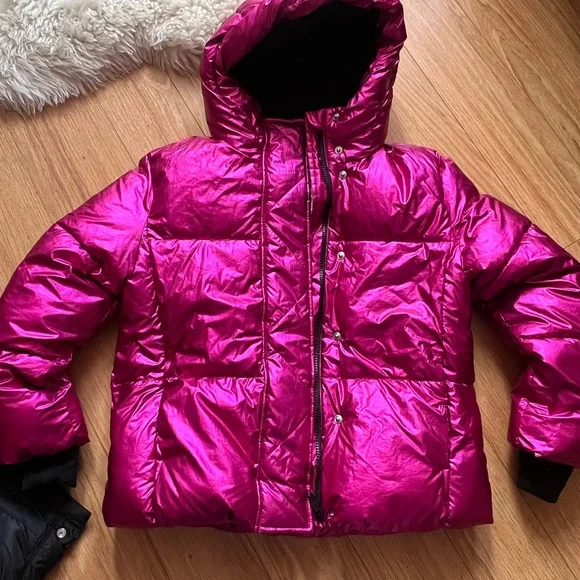 GAP Fuchsia Puffer Jacket for Kids - Picture 2 of 5